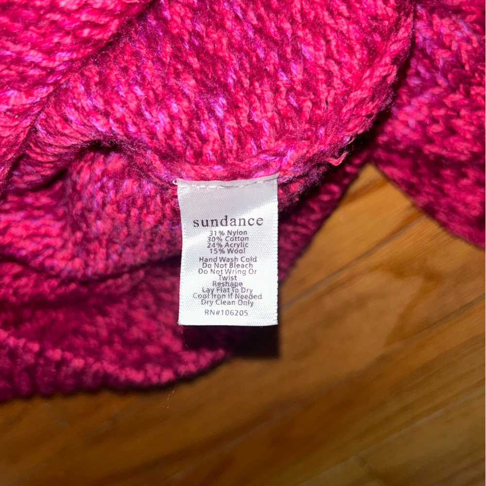 Pink Sweater - Picture 5 of 8